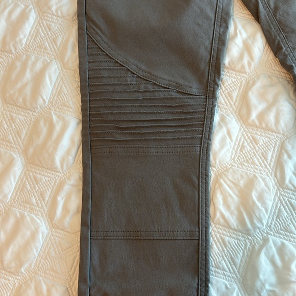 PrAna Pants - Size 8 - Picture 3 of 4